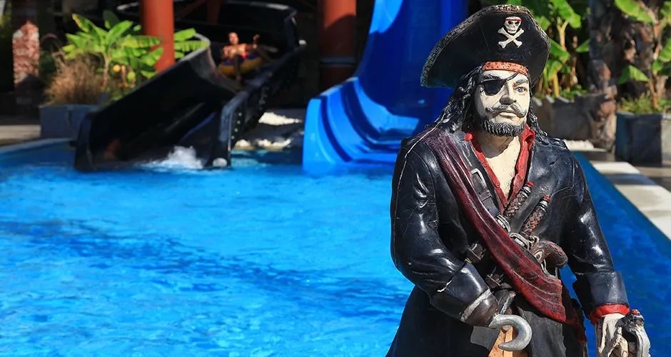 Pirate pool