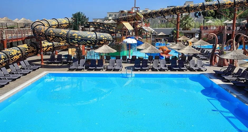Pool close-up